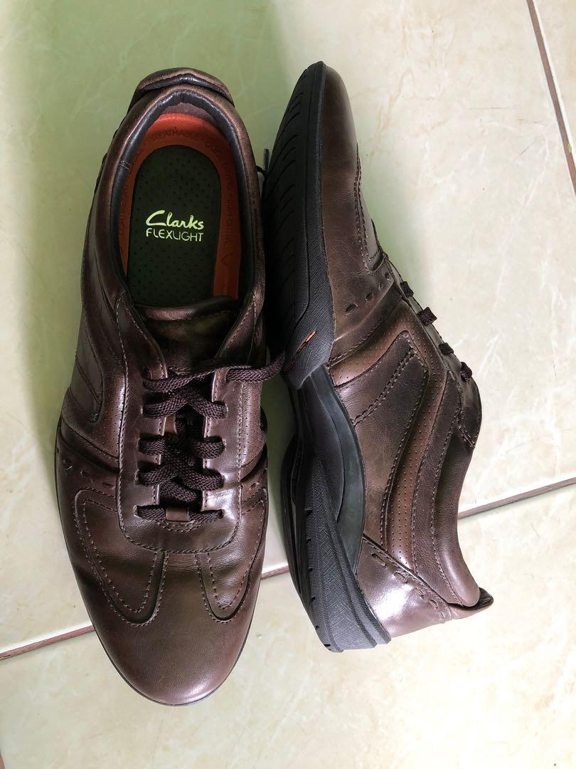clarks wingtip