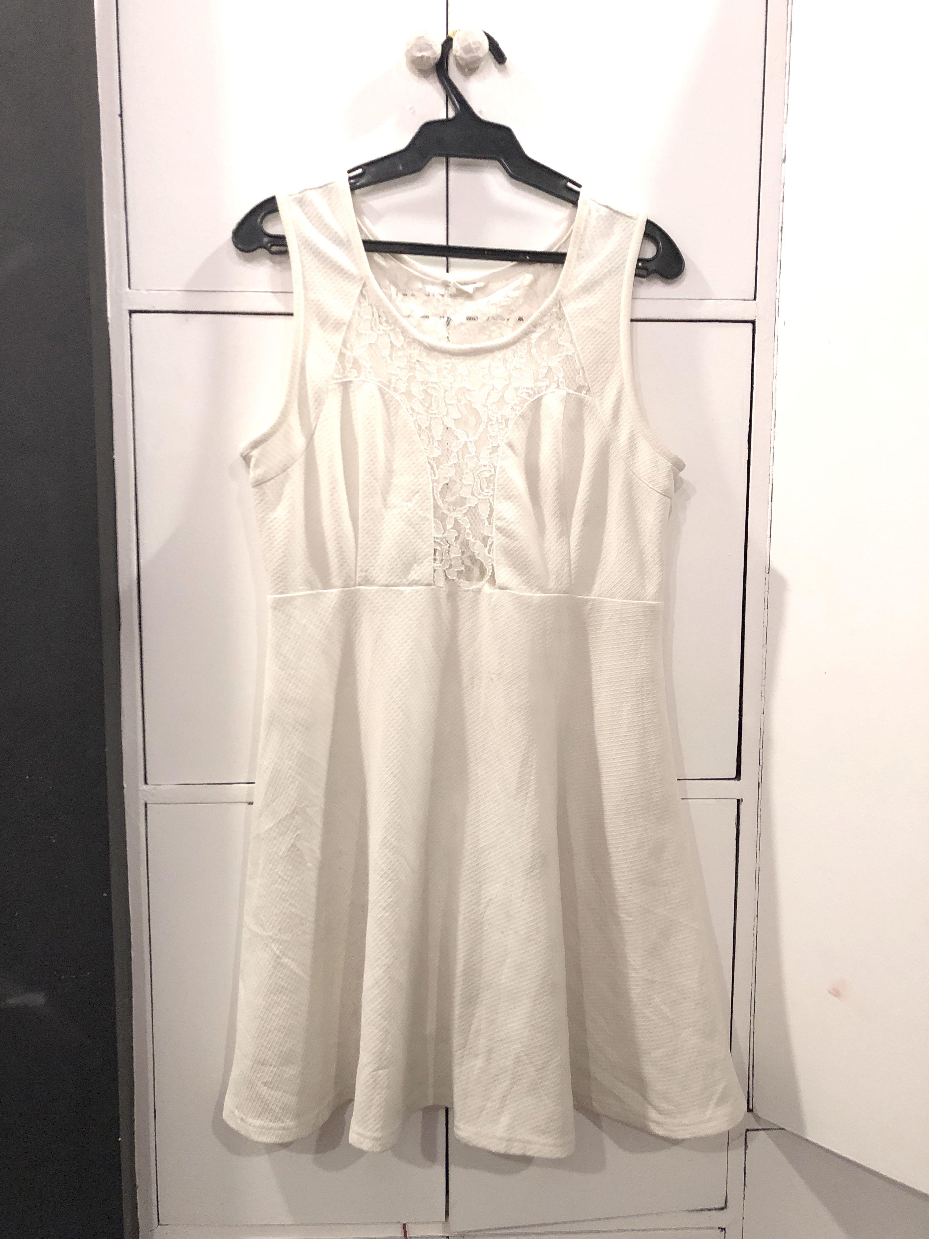 white plunge shirt dress