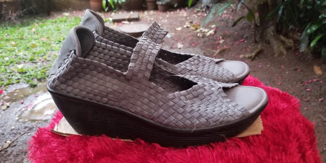 Skechers cali parallel outlet