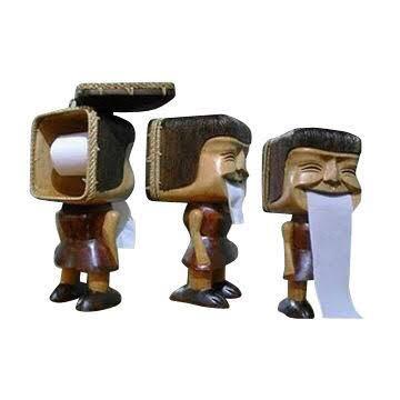 Unique Tissue Holder Carving (Category: Towels, Napkins & Holders) located in Taytay. Submitted by mdbare (Listing ID 260846558, Image 3). Description: Very eyecatching carving Can be used as a Tissue Holder 15 inches height .