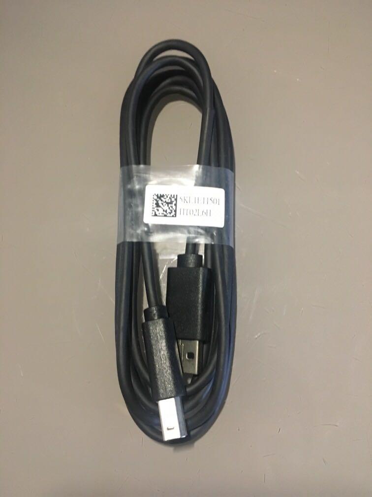 USB cable (Category: Cables & Adaptors) located in Singapore. Submitted by hises (Listing ID 260812693, Image 1). Description: from dell printer 1.5m brand new type-A and type-B .