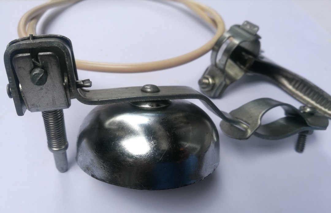 Vintage Bicycle Bell Made by YWS, Sports Equipment, Bicycles & Parts