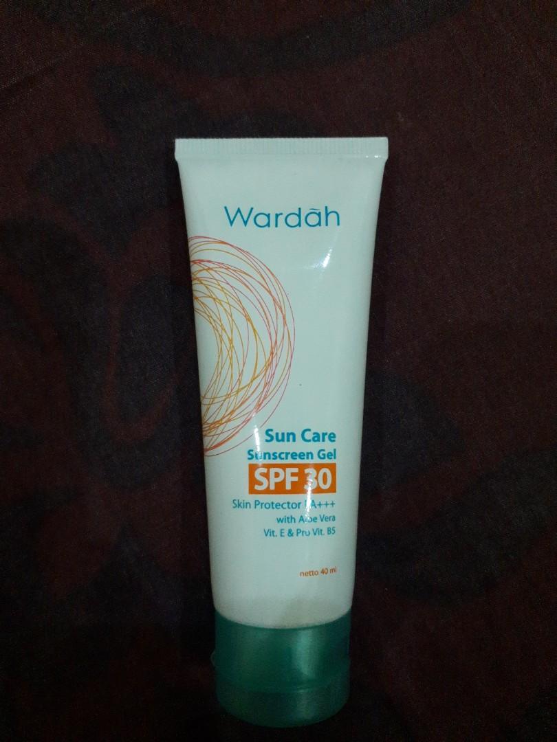 Wardah Sun Care Sunscreen Gel SPF 30 with Aloe Vera, Kesehatan