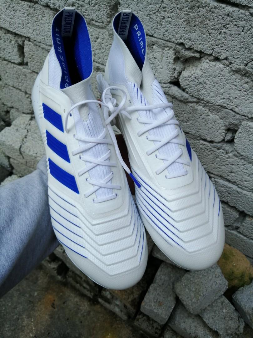 Predator 19.1 white and blue top