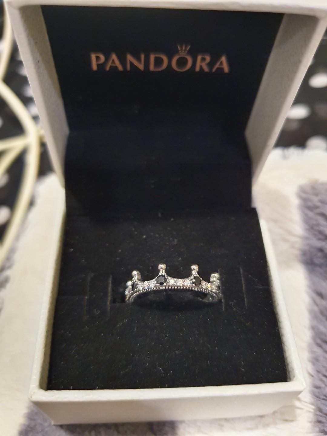 Black sparkling crown store ring
