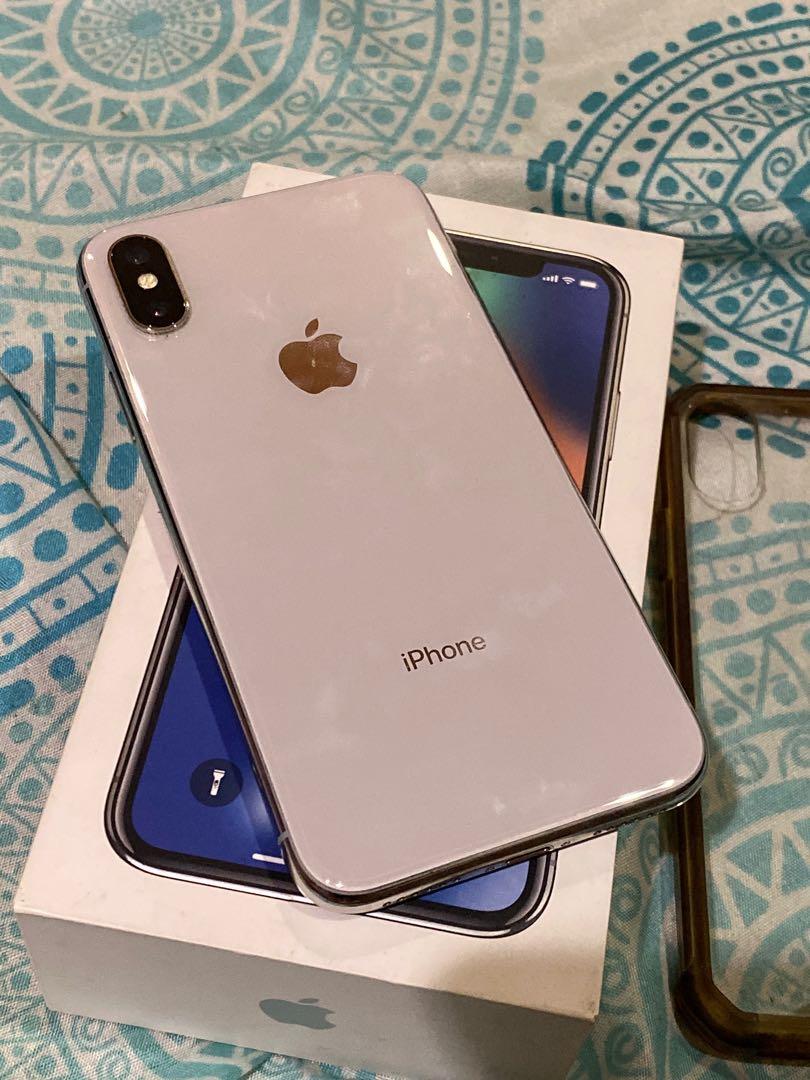 iPhone x (Category: Others) located in Makati City. Submitted by jdeep9 (Listing ID 261148596, Image 1). Description: Complete set. No scratch. No defect. With free bumper. Meet up only. Makati or pasig area. .