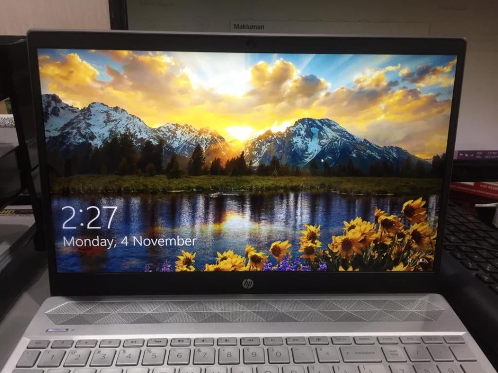 Laptop Berusia Sebulan Utk Dijual Murah2 Electronics Computers Laptops On Carousell