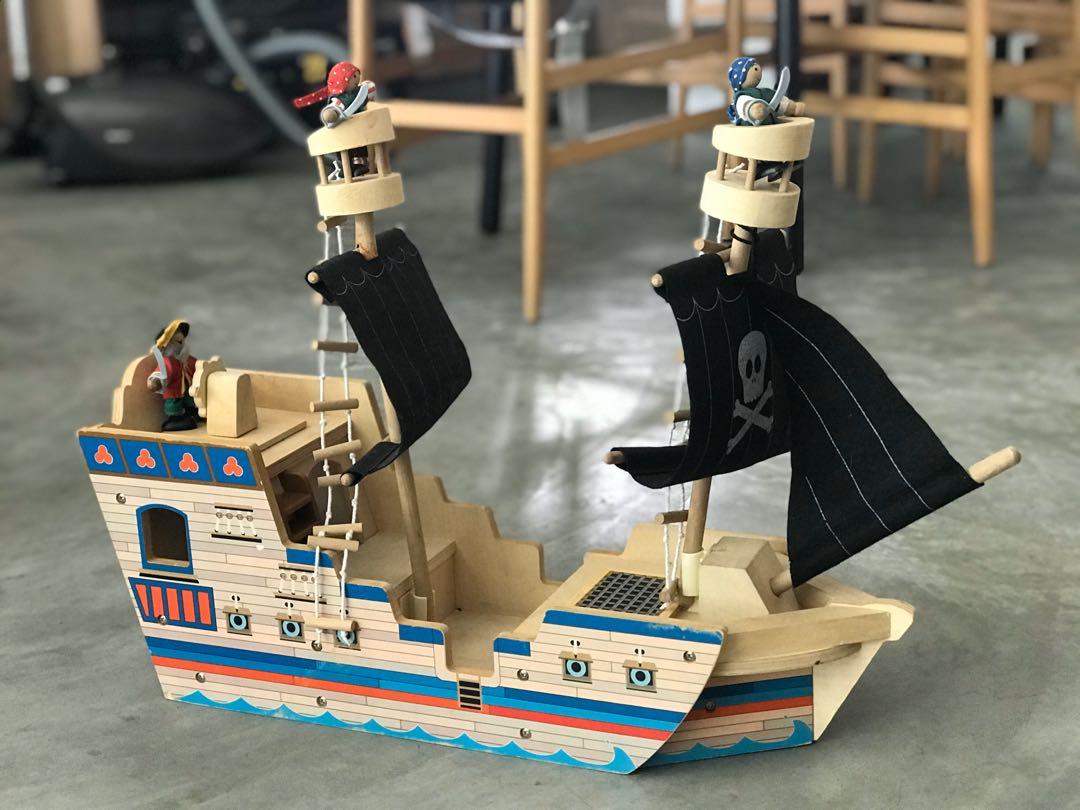 melissa and doug pirate ship