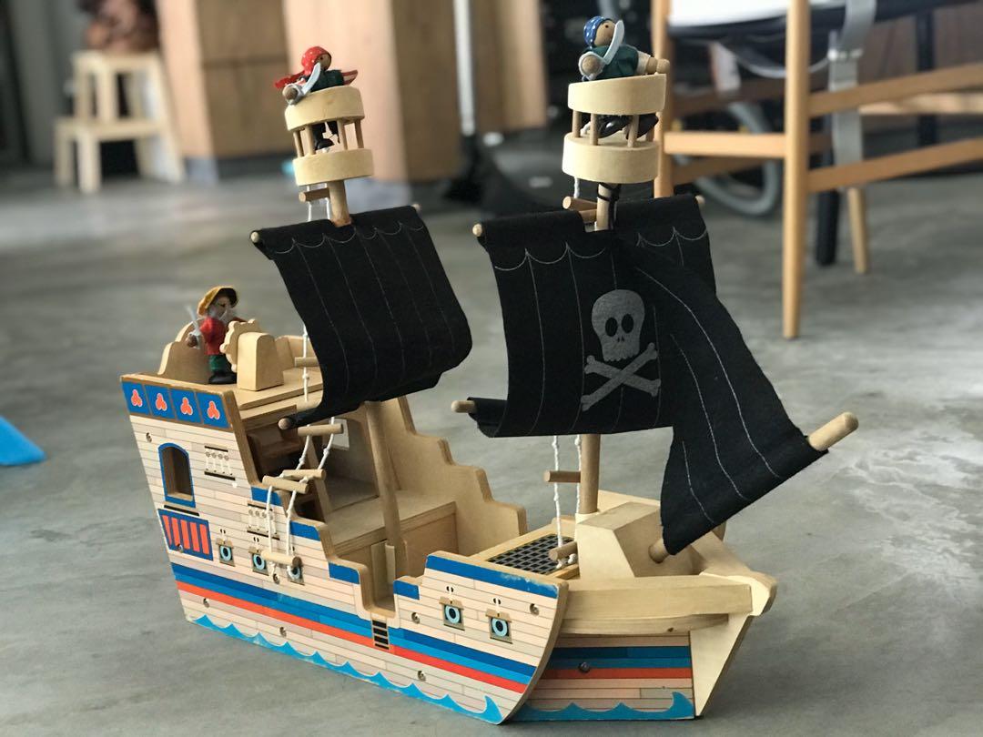 melissa and doug wooden pirate ship