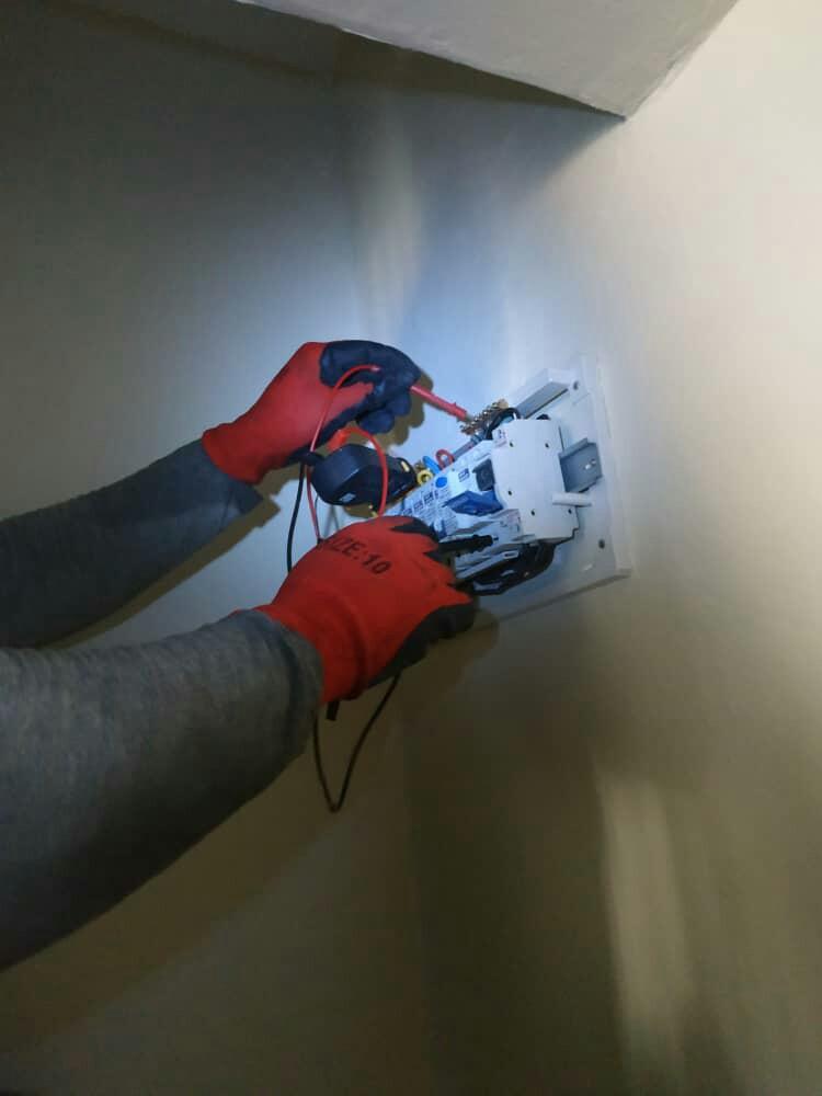Pakar Elektrik Renovation Selangor Services Home Services