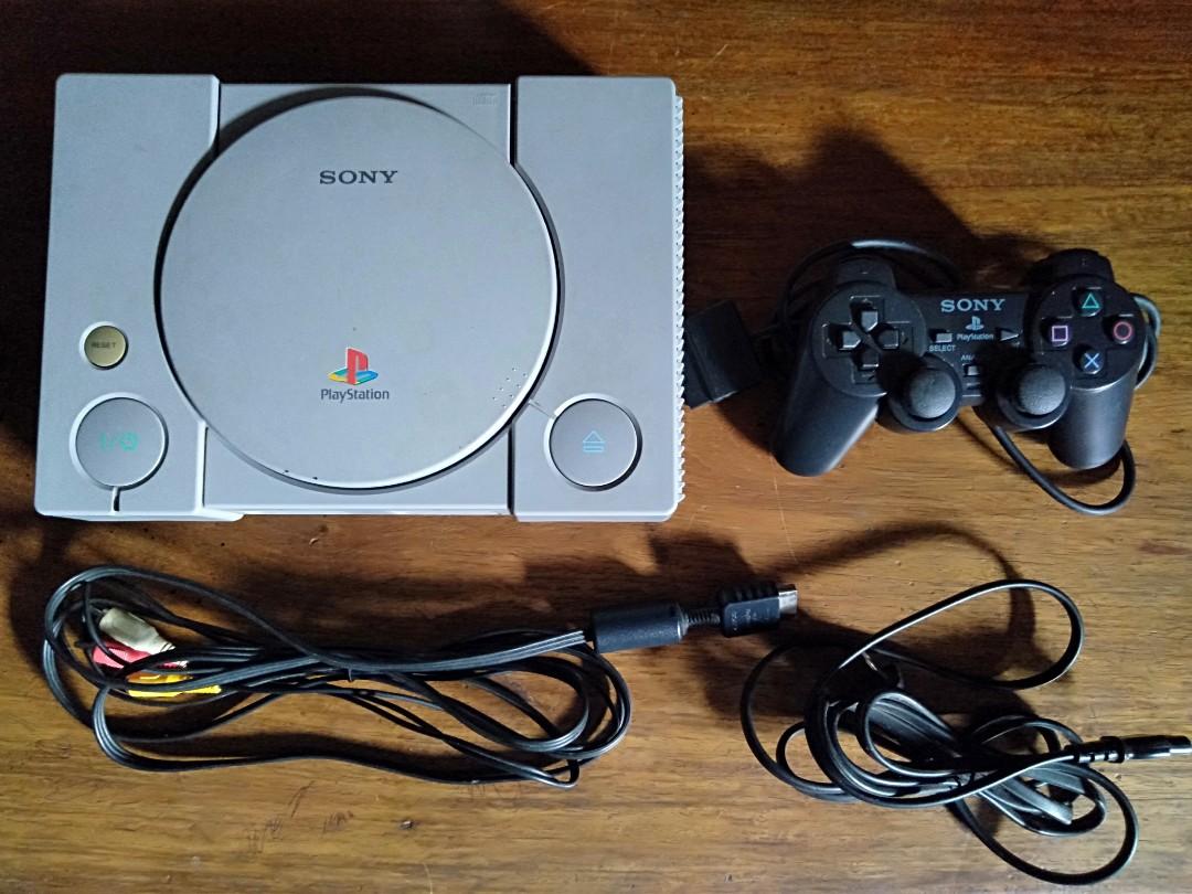 Playstation 1 Console (Category: PlayStation) located in Tanay. Submitted by kooori (Listing ID 261097240, Image 2). Description: PlayStation 1 Console Original, not modified AV Cable Power Cord 1 Analog Controller. No games You can test, guarantee 101% WYSIWYG..