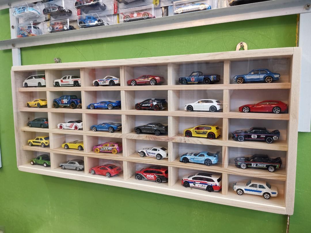 Rak top hotwheels kayu
