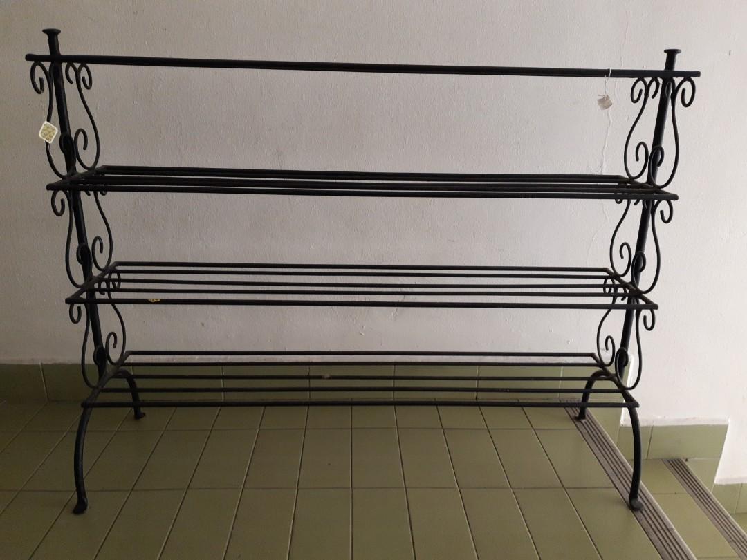 Cast iron shoe rack discount