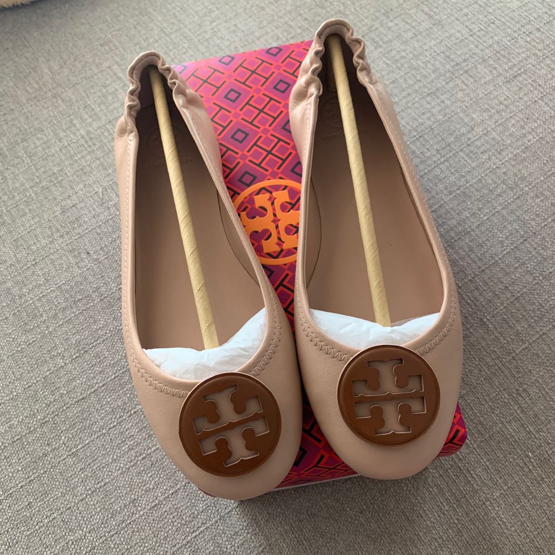 Tory Burch Minnie Travel Ballet Flats in Goan Sand Tan Women s