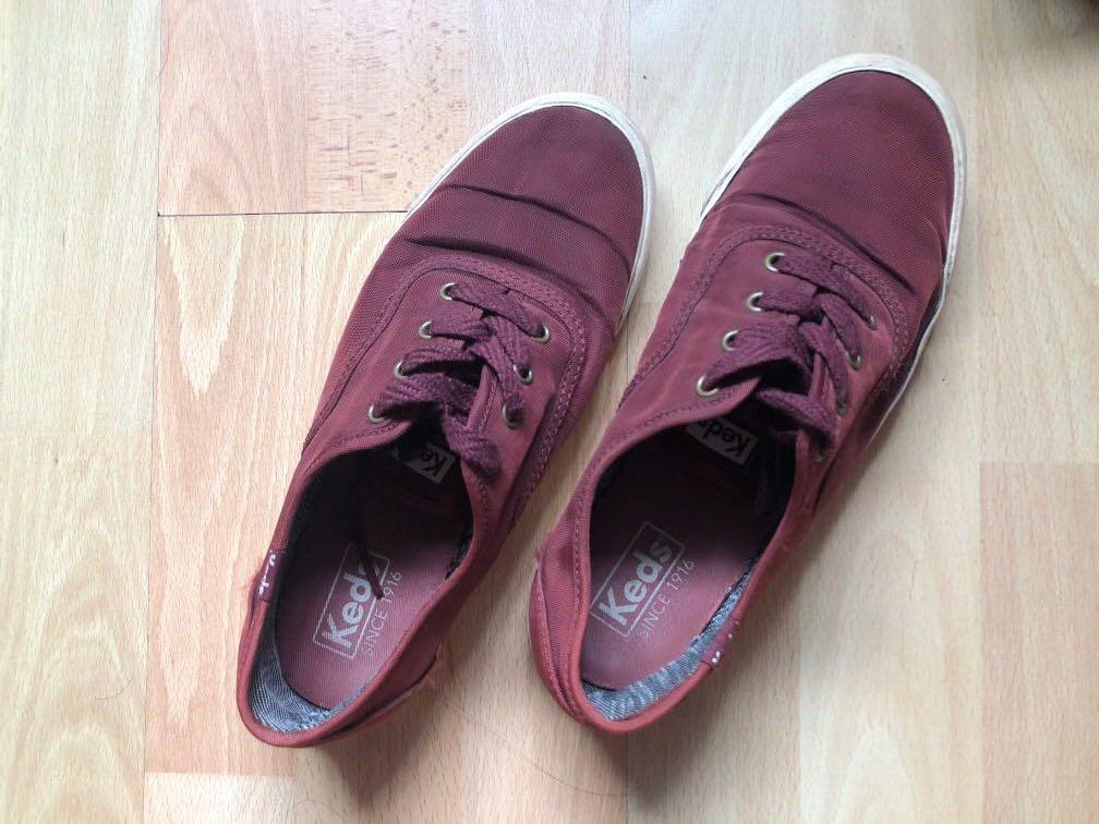 maroon keds shoes