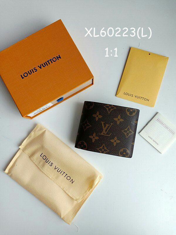 60223 LV Men's Leather Folded Wallet (NO BOX)cow wallet
