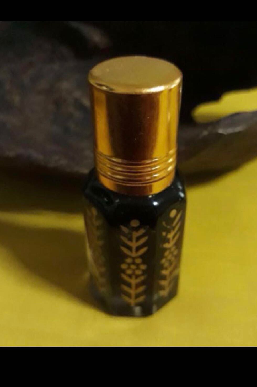 Minyak Gaharu Asli Agarwood Oil Oudh 6ml No Stock Hobbies Toys Memorabilia Collectibles Religious Items On Carousell