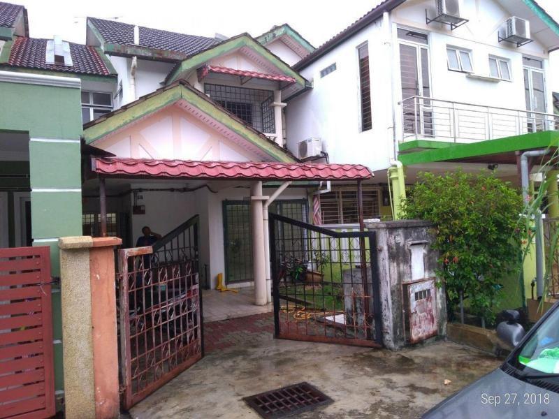 Rumah Teres Dua Tingkat Seksyen 4 Tambahan Bandar Baru Bangi Selangor Property For Sale On Carousell