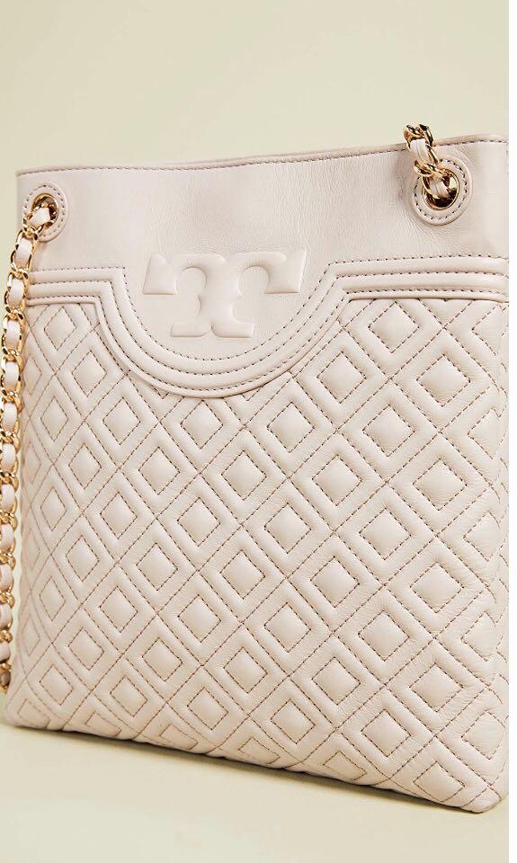 Price reduced BNIB Tory Burch Fleming swingpack bag Women s