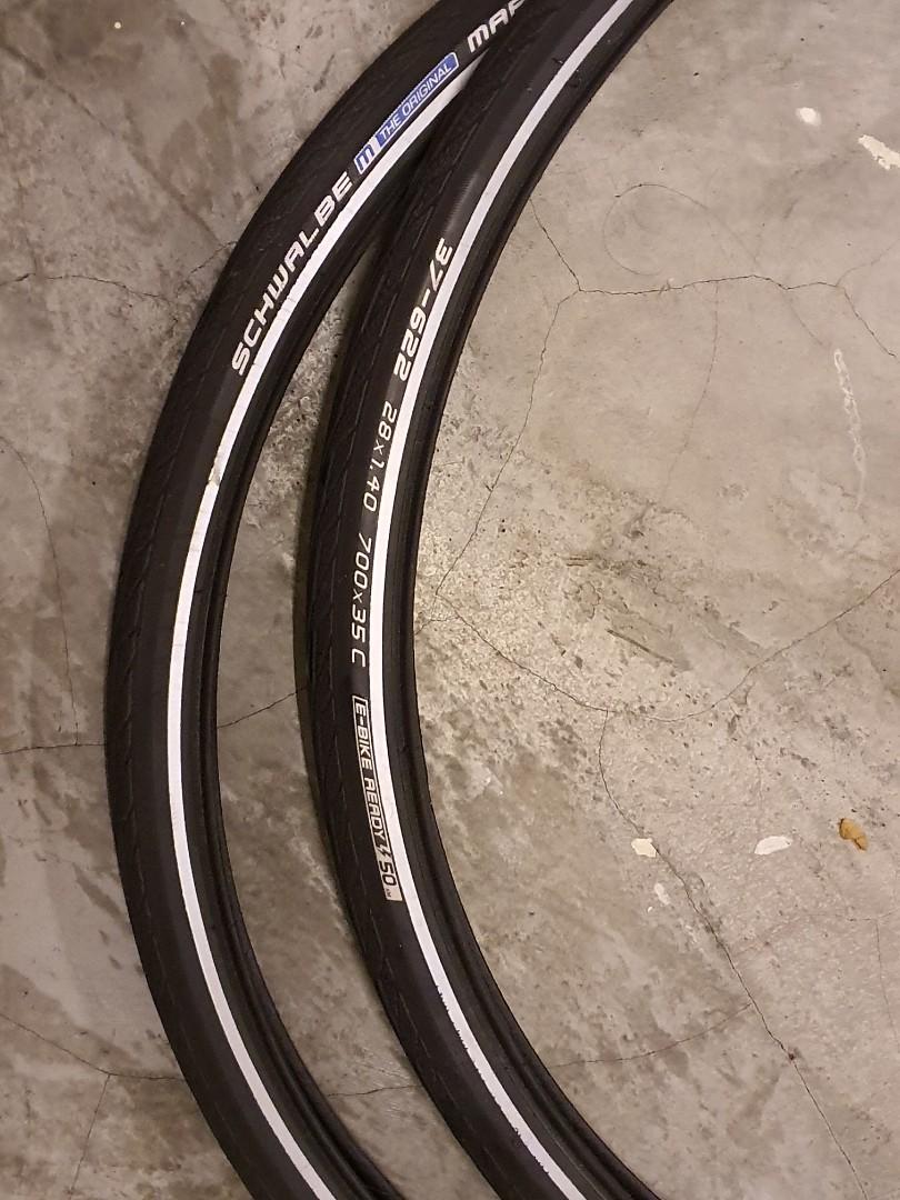 700 35c tire