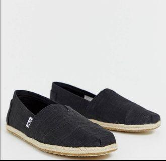 Toms Espadrilles in black linen with rope details