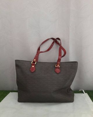 (Kategori: ) berada di . Dikirim oleh mounimou (ID iklan 261365939, Gambar 1). Deskripsi: .
