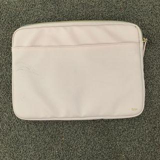 typo laptop case