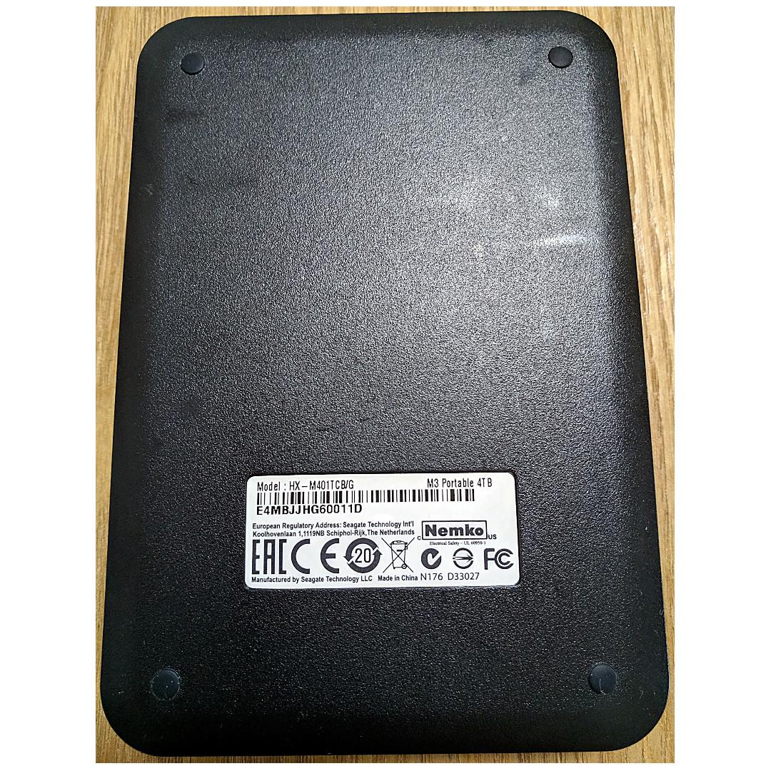 4 TB Samsung M3 Portable Storage Hard Drive USB 3.1 external HDD 2.5