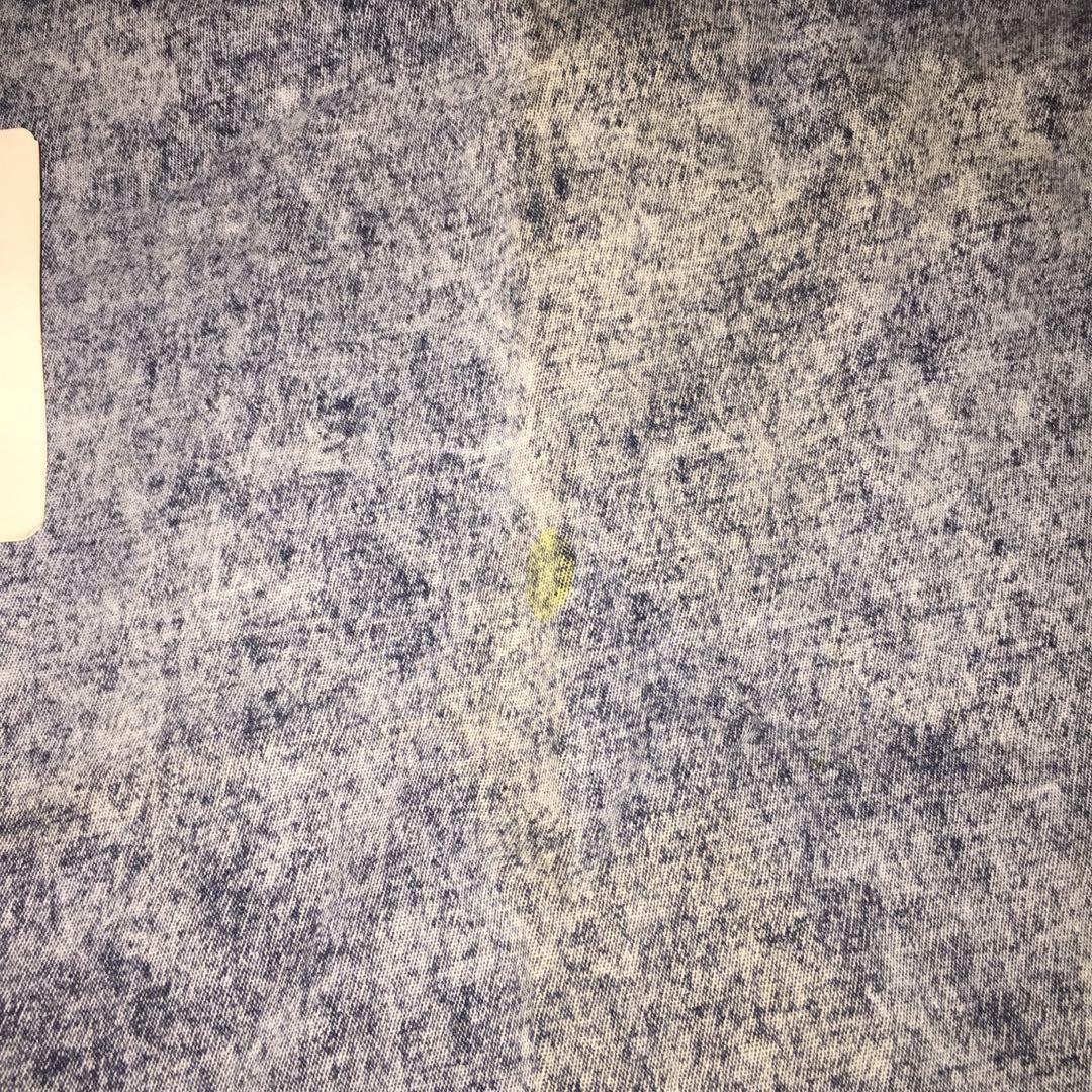 Forever 21 denim skirt (Category: Skirts) located in Manila. Submitted by hslightsup (Listing ID 261472529, Image 2). Description: New and still with tag! Looks like it has a yellow stain but it’s part of the fabric! Needs a new loving owner! 🥰 Price is negotiable! 🥰.