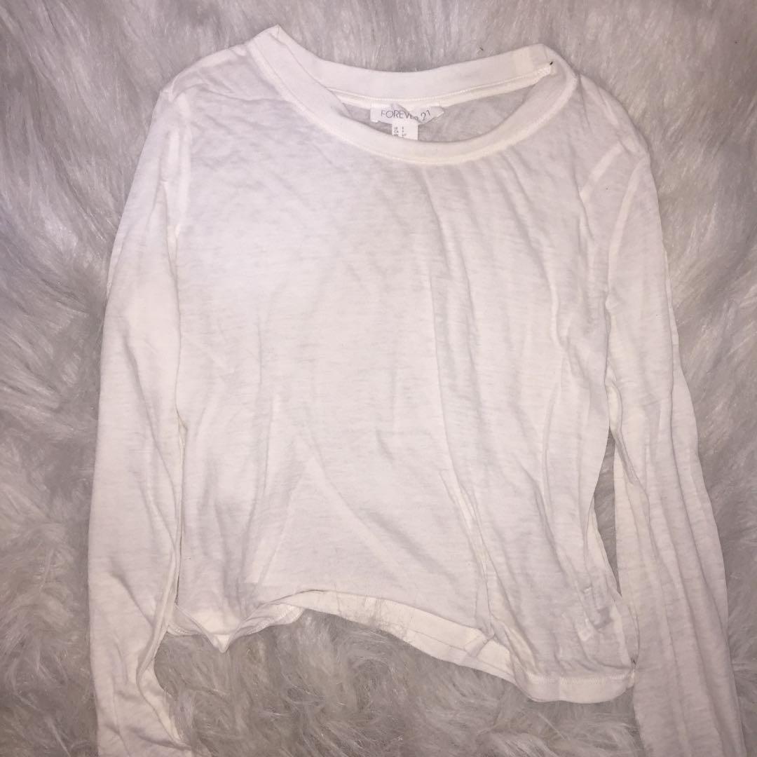 Forever 21 Long Sleeve (Category: Longsleeves) located in Manila. Submitted by hslightsup (Listing ID 261470957, Image 1). Description: Super comfy! See through! Needs a new loving owner! Price is negotiable! .