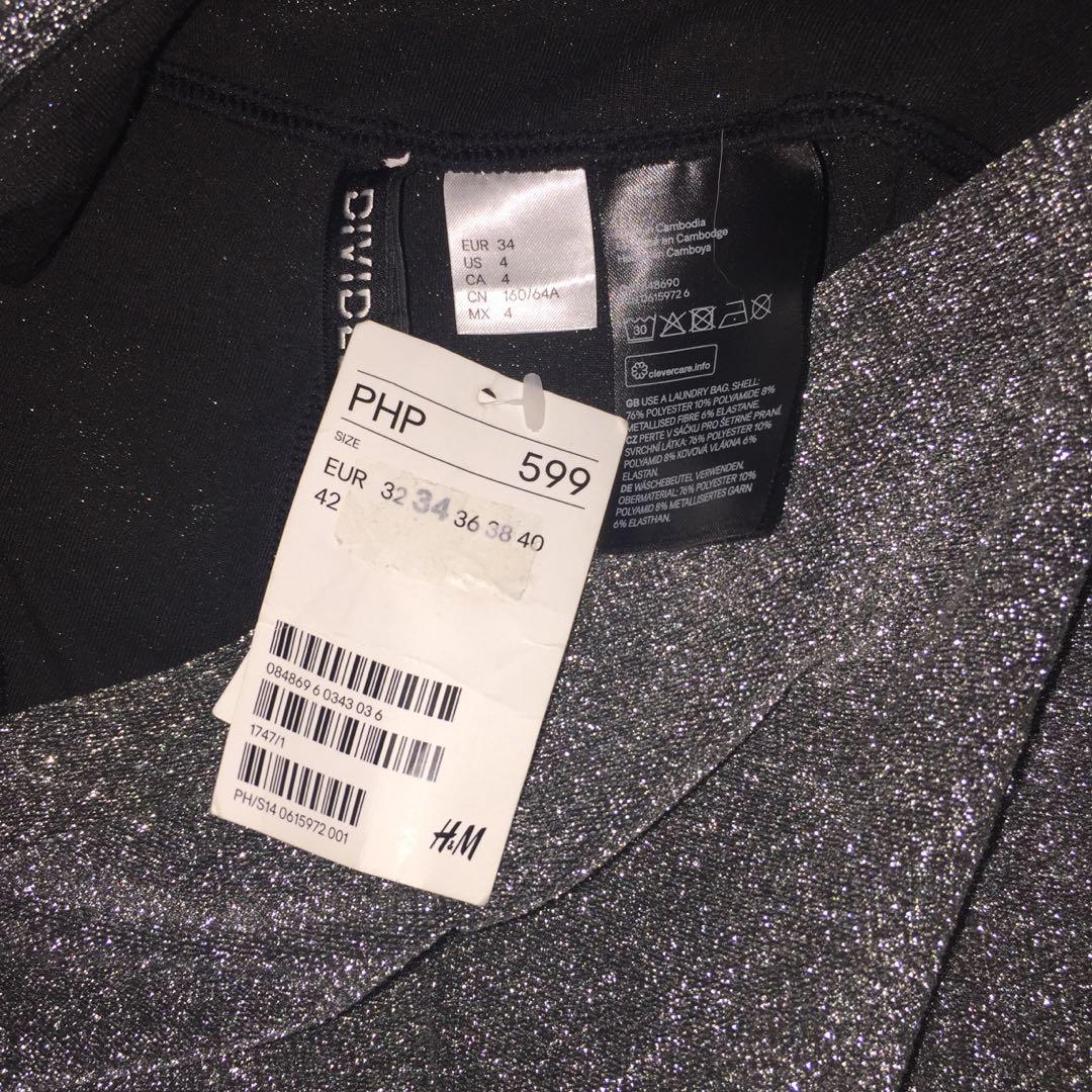 H&M Glittery Pants w/ Tag (Category: Other Bottoms) located in Manila. Submitted by hslightsup (Listing ID 261474241, Image 2). Description: New! Has a zipper on the side! Very Harry Styles! Needs a new loving owner! 🥰 Price is negotiable! 🥰.