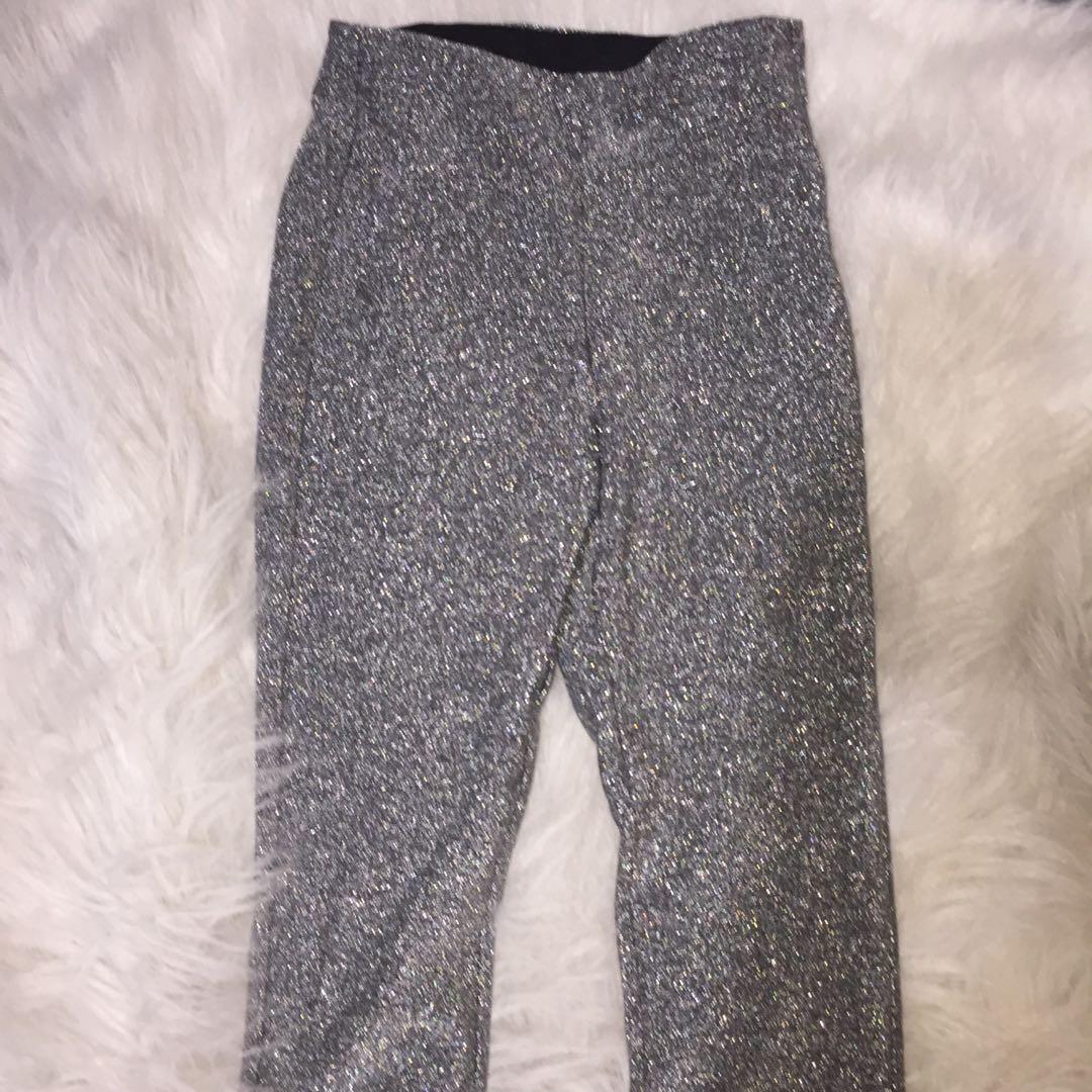 H&M Glittery Pants w/ Tag (Category: Other Bottoms) located in Manila. Submitted by hslightsup (Listing ID 261474241, Image 1). Description: New! Has a zipper on the side! Very Harry Styles! Needs a new loving owner! 🥰 Price is negotiable! 🥰.