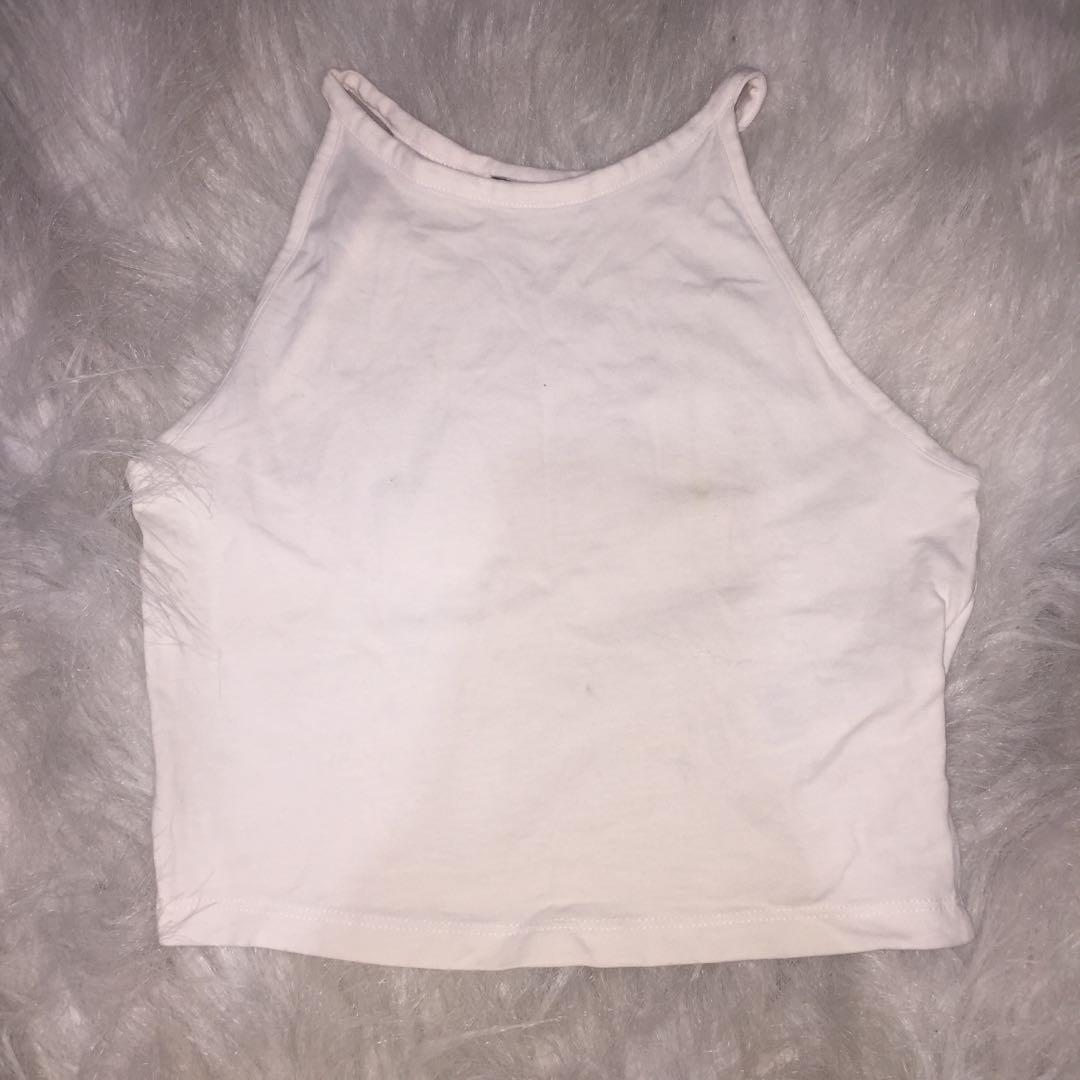 Terrain a Halter Top (Category: Sleeveless) located in Manila. Submitted by hslightsup (Listing ID 261469246, Image 1). Description: Never been used! But it has a faint stain due to storage. Needs a new loving owner! Price is negotiable! ❤️.