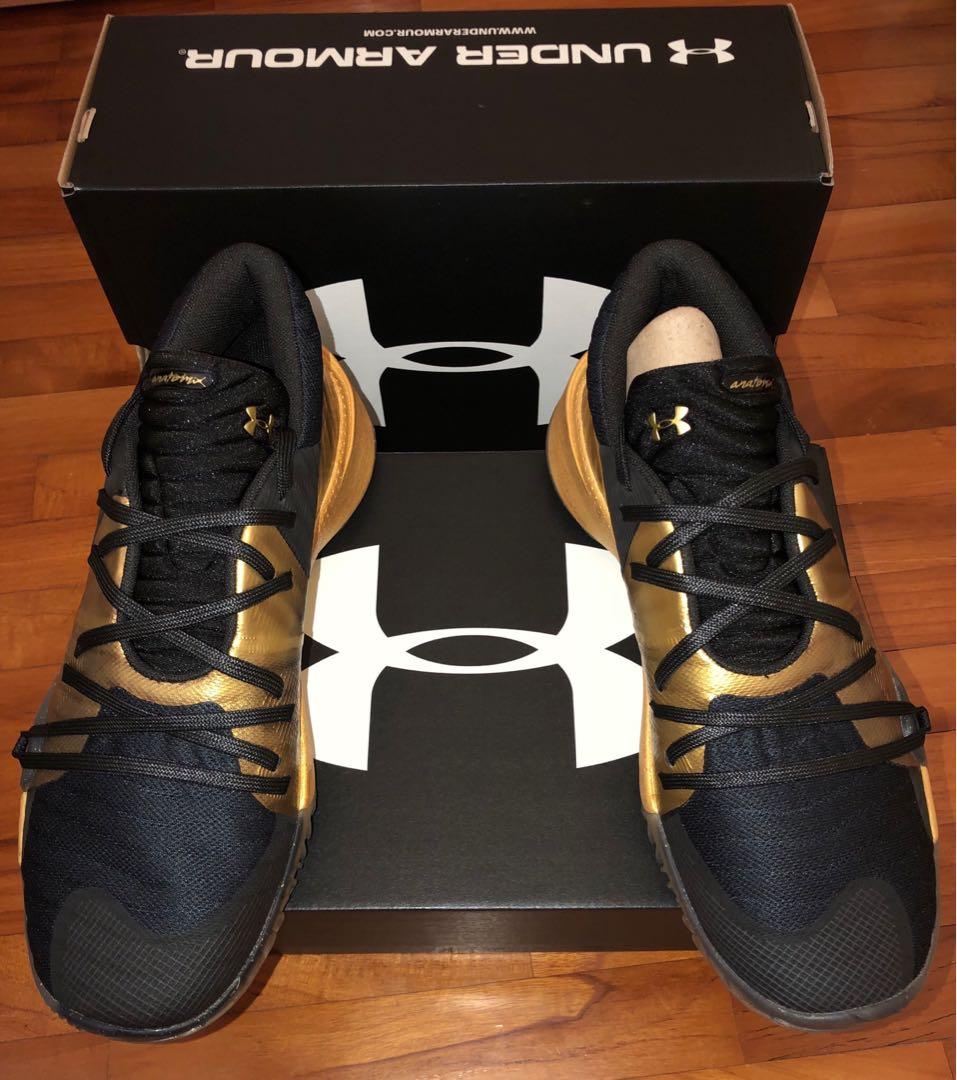 under armour anatomix low