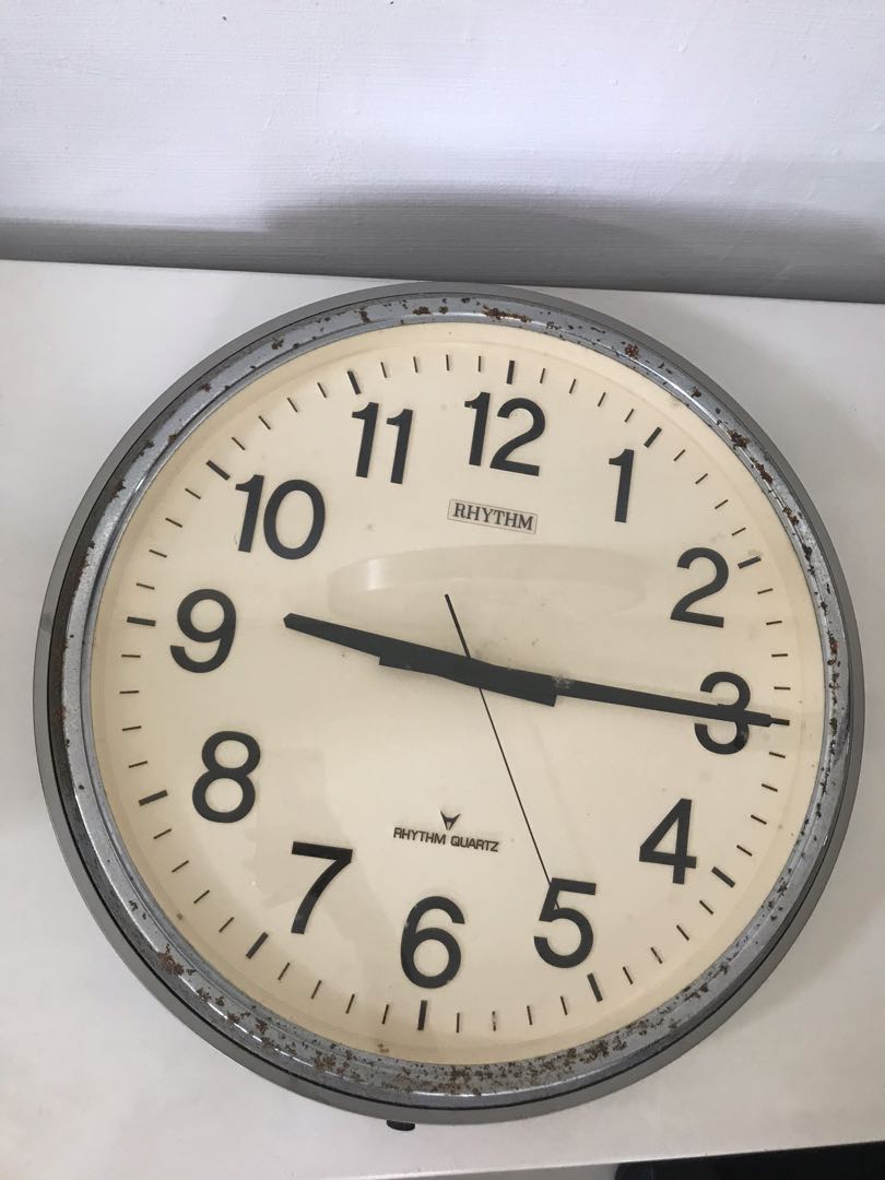 Vintage Rhythm workable wall Clock, Furniture & Home Living, Home Decor, Wall Decor on Carousell