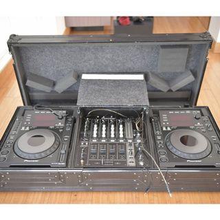 Full DJ Set (2x Pioneer CDJ 900s + DJM 700 mixer) with Travel Ready Case