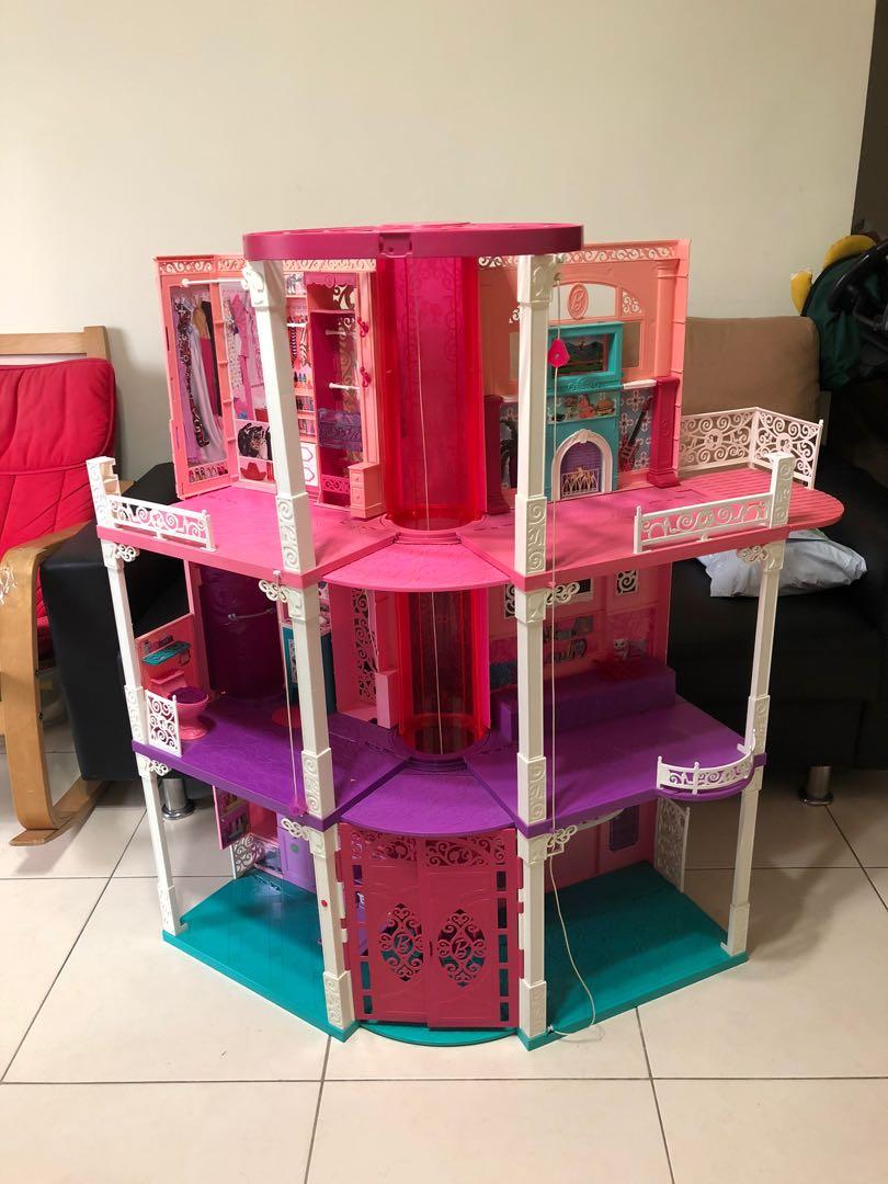 Barbie dreamhouse hotsell with elevator 2013