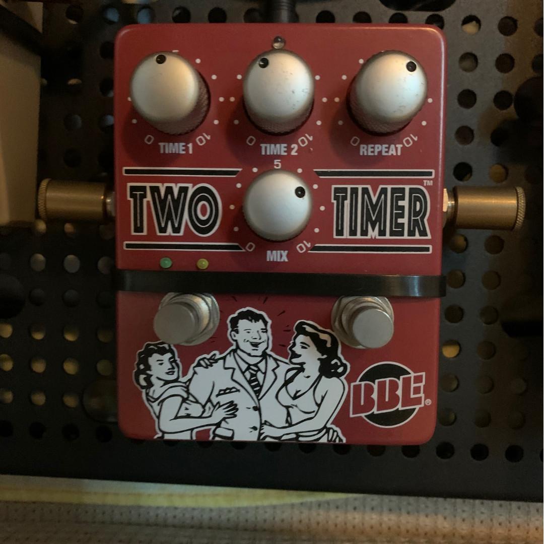 BBE Two Timer Analog Delay (Category: Music Accessories) located in Singapore. Submitted by just_browsing_lah (Listing ID 261621636, Image 1). Description: Barely Used condition 9/10.