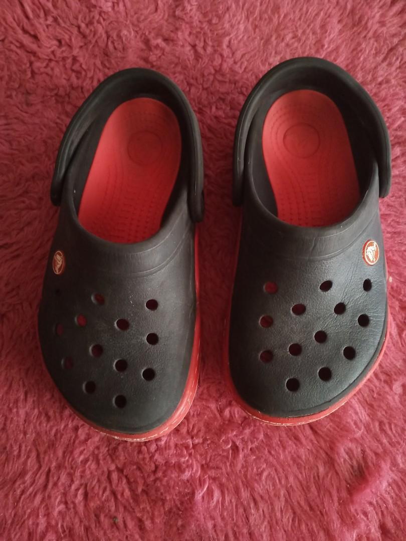 black and red crocs