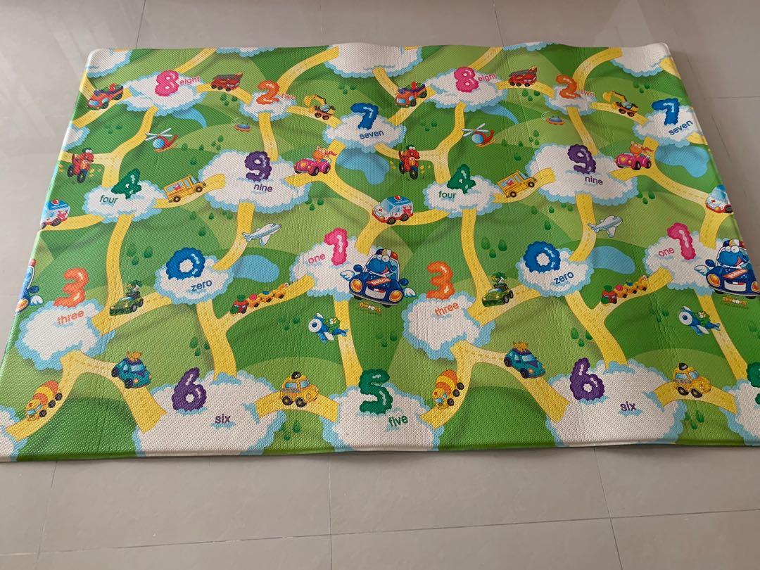Dwinguler playmat on Carousell