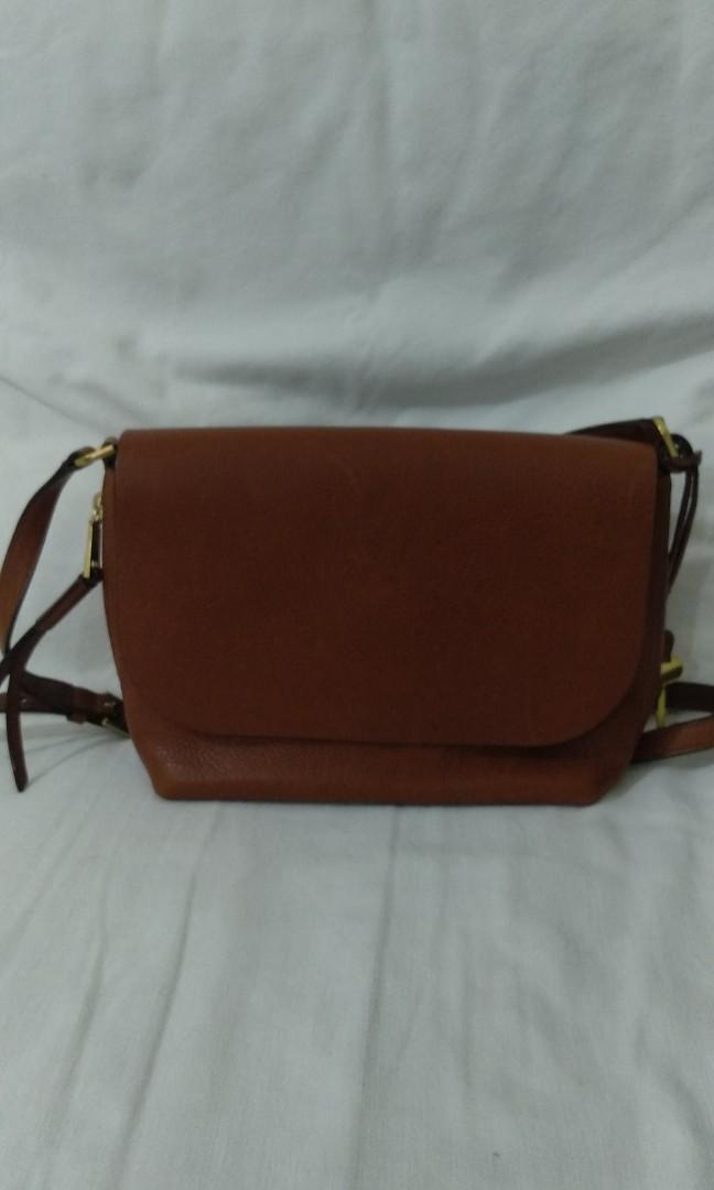 fossil maya sling bag