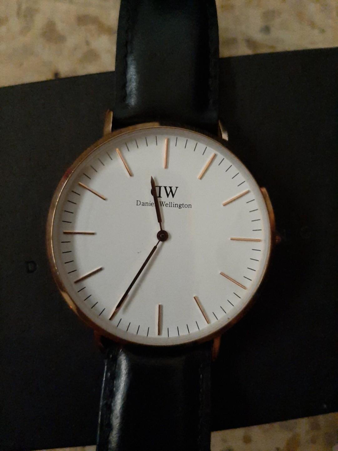 Re price Jual cepat Jam dw daniel wellington original murah