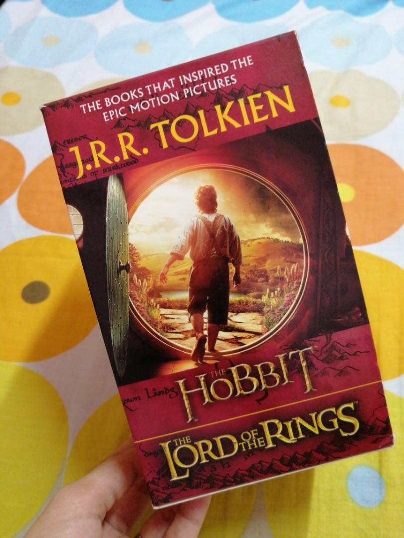 J.R.R. Tolkien 4-Book Boxed Set: The Hobbit and The Lord of the Rings ...