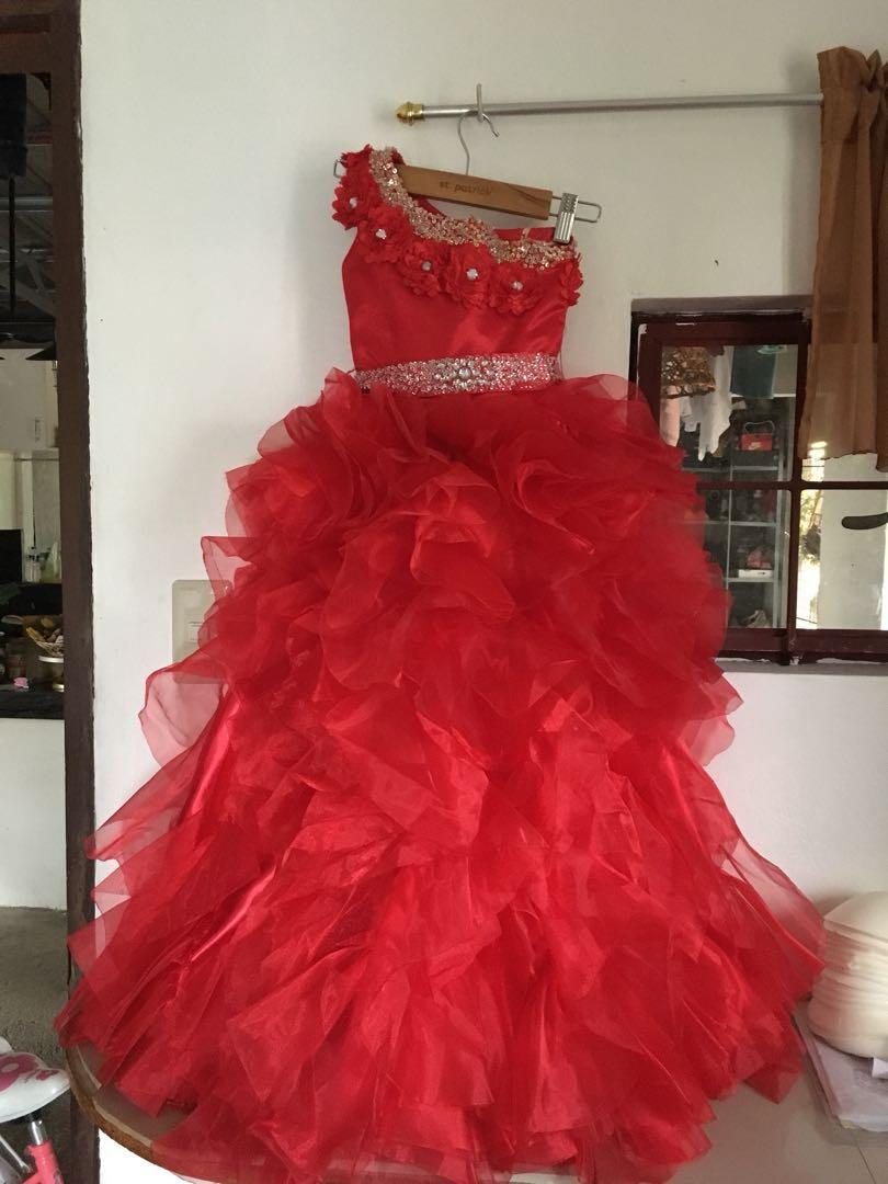 red gown kids