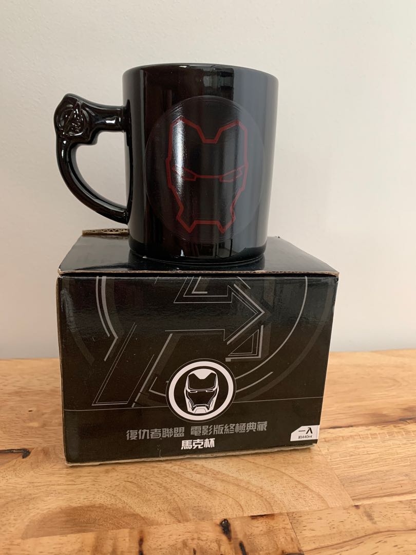 Limited edition Marvel Avengers color changing mug (Iron man ...