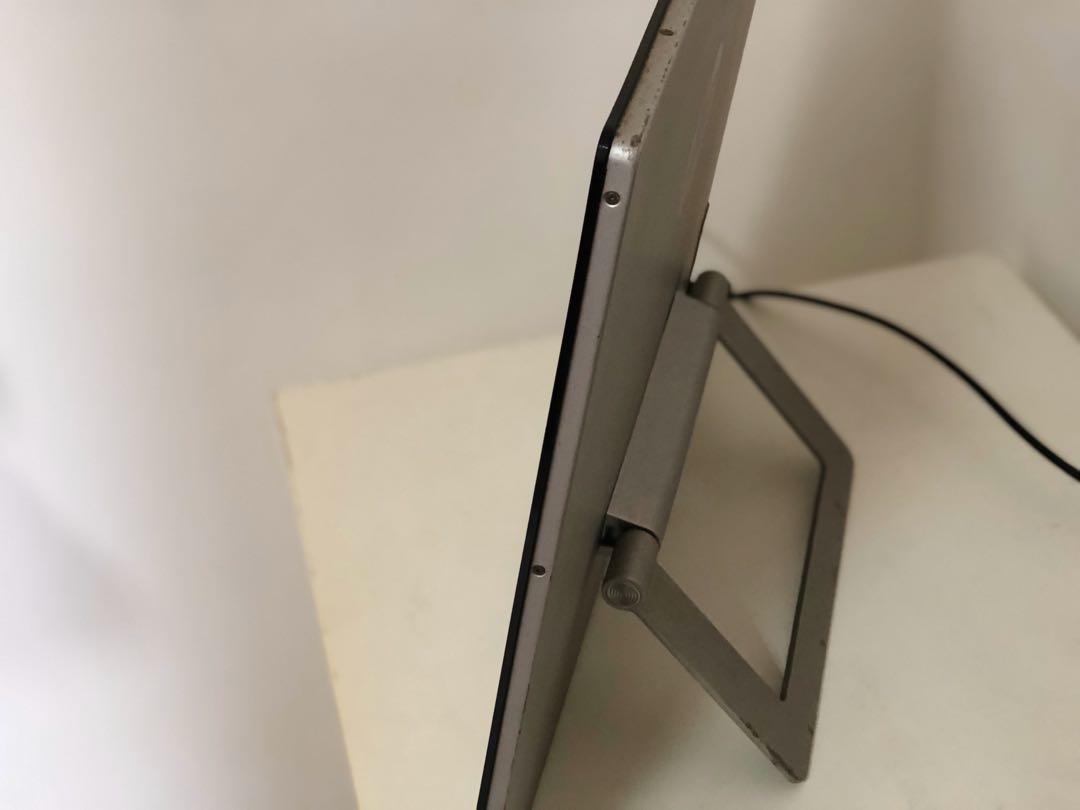 Monitor 24” (HP x2401), Computers & Tech, Parts & Accessories, Monitor