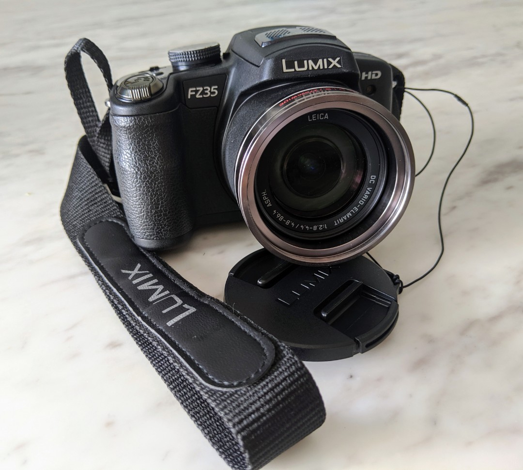 Panasonic Lumix DMCFZ35, Photography, Cameras on Carousell