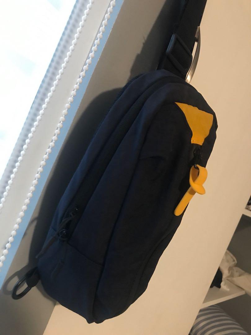 Penshoppe top backpack 2019