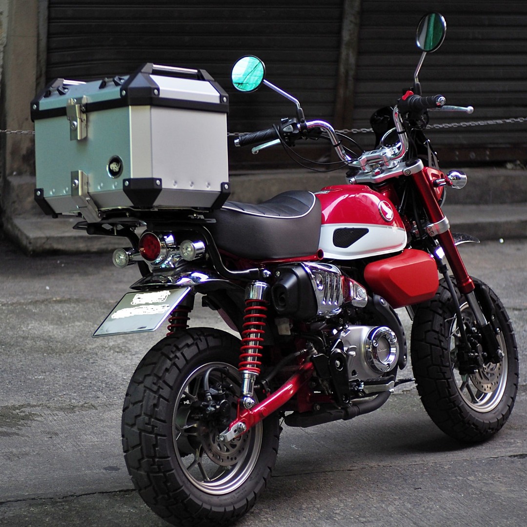 Honda monkey top case Clearance