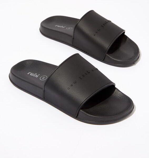 Rubi slides, Women's Fashion, Footwear, Flipflops and Slides on Carousell